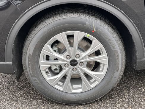 New 2026 Ford Escape Active image 11