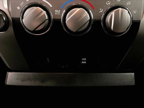 Used 2016 Toyota Tundra SR5 image 32