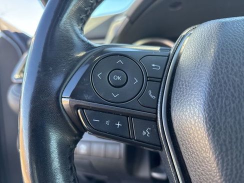 Used 2022 Toyota Camry XSE image 18