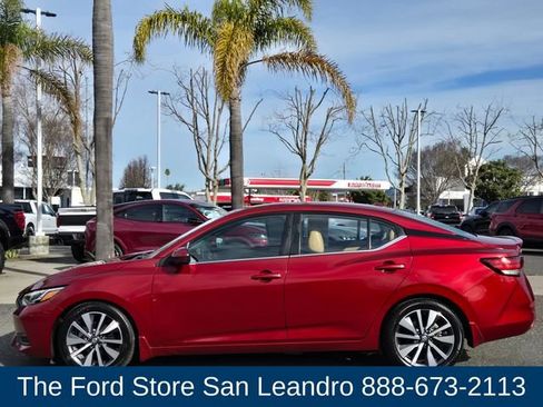 Used 2020 Nissan Sentra SV w/ SV Premium Package image 5