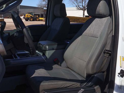 Used 2024 Ford F250 XLT w/ FX4 Off-Road Package image 22