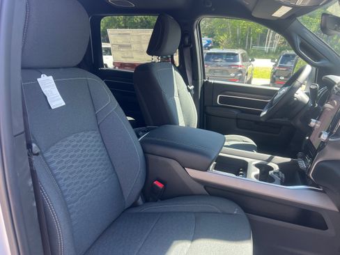 New 2026 RAM 2500 Big Horn AWD/4WD image 18