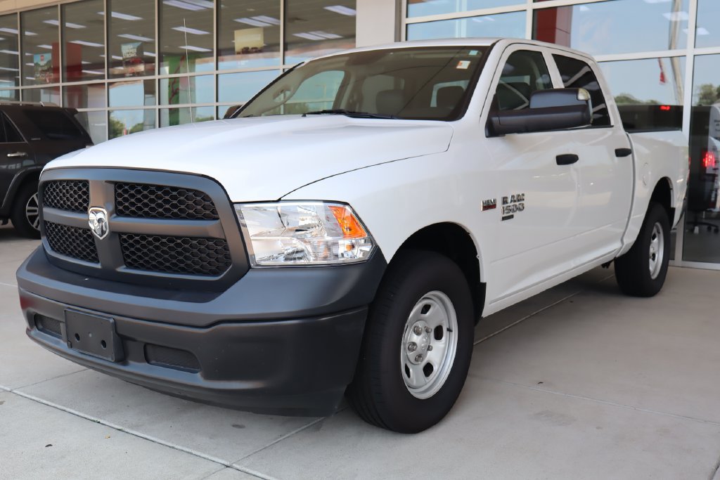 Used 2024 RAM 1500 Tradesman w/ Trailer Tow Group AWD/4WD image 3
