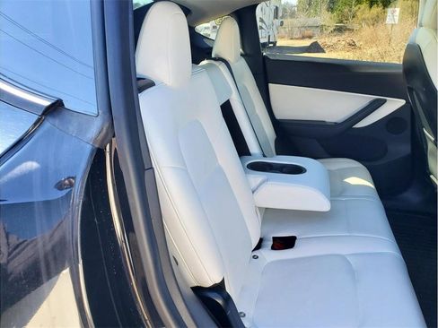 Used 2020 Tesla Model Y Long Range AWD/4WD image 29