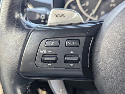 Used 2015 MAZDA MX-5 Miata Sport image 22