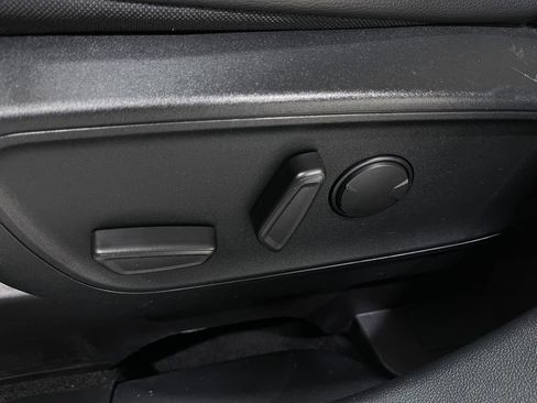 Used 2020 Ford Escape SEL image 16