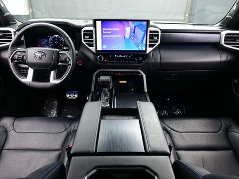 Used 2024 Toyota Sequoia Platinum image 18