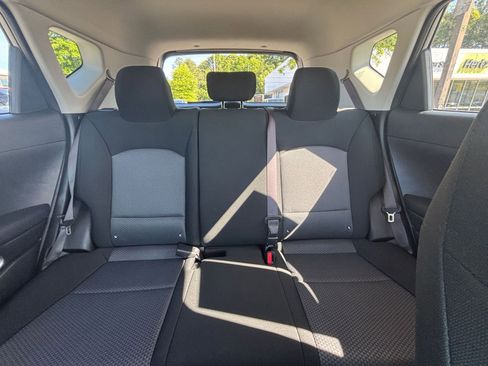 Used 2025 Kia Soul LX w/ LX Technology Package FWD image 38
