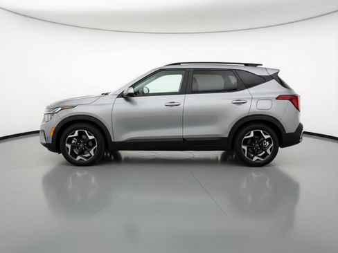 Used 2025 Kia Seltos S image 5