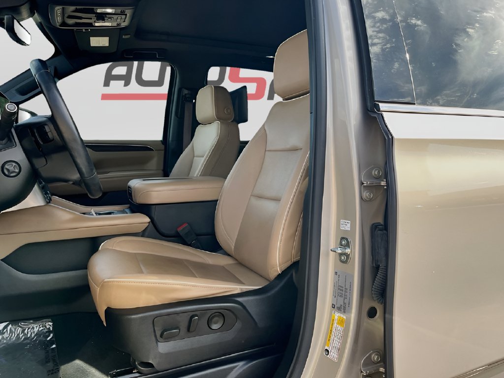 Used 2023 Chevrolet Tahoe Premier w/ Advanced Technology Package AWD/4WD image 21