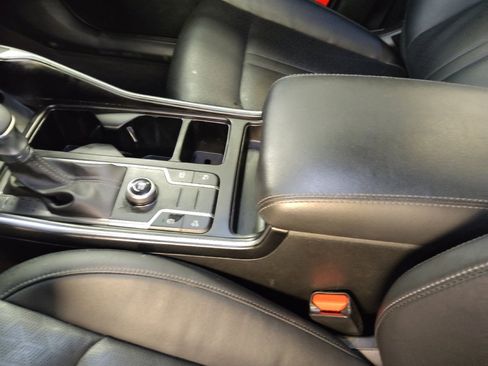 Used 2023 Kia Sorento S w/ Panoramic Sunroof Package FWD image 26