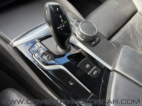 Used 2021 BMW M550i xDrive w/ Shadowloine Package image 27