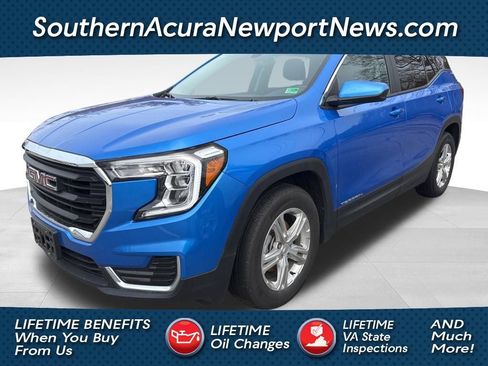 Used 2024 GMC Terrain SLE w/ Driver Convenience Package FWD image 1