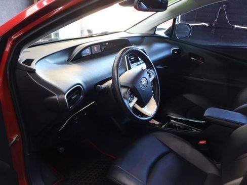 Used 2017 Toyota Prius Three Touring w/ Preferred Accessory Package image 14