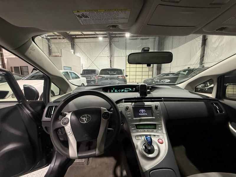 Used 2014 Toyota Prius Prime Plug-In Hybrid FWD image 23