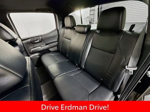 Certified 2023 Toyota Tacoma TRD Off-Road w/ TRD Premium Off Road Package AWD/4WD image 8