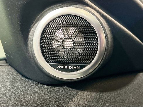 Used 2024 Land Rover Range Rover Evoque Dynamic SE image 15