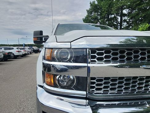 Used 2019 Chevrolet Silverado 2500 LT w/ All Star Edition AWD/4WD image 9