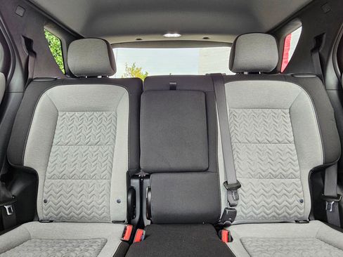 Used 2023 Chevrolet Equinox LT w/ Driver Convenience Package image 25