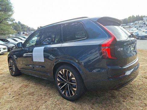 New 2026 Volvo XC90 B6 Ultra w/ Lounge Package image 3