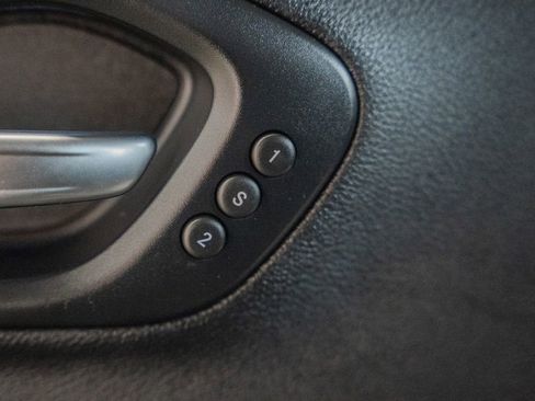 Used 2019 Jeep Cherokee Limited w/ Trailer Tow Group image 44