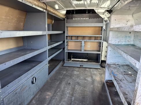 Used 2014 Ford E-250 and Econoline 250 image 8