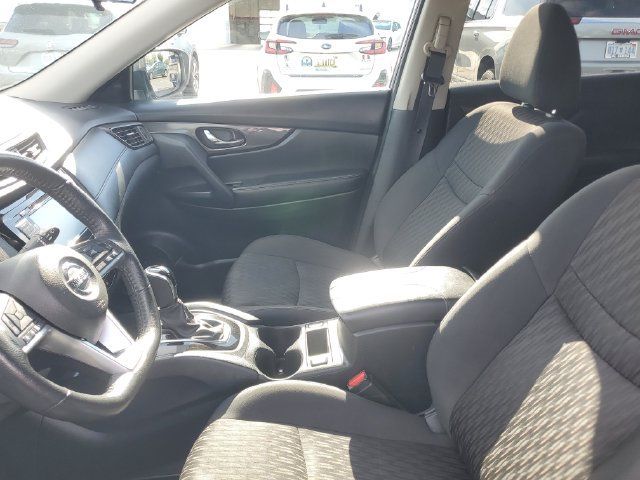 Used 2020 Nissan Rogue S FWD image 15