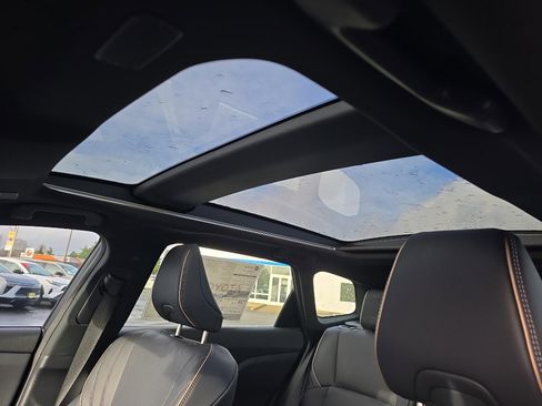 New 2025 Toyota Crown Signia image 14