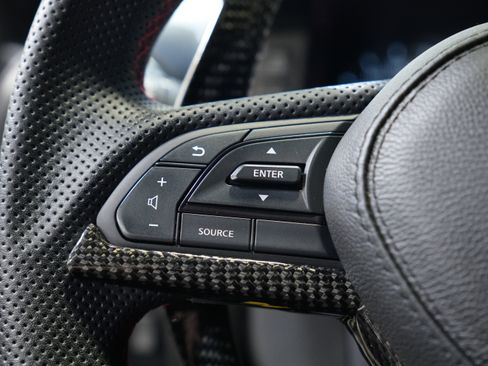 Used 2021 Nissan GT-R Premium image 34