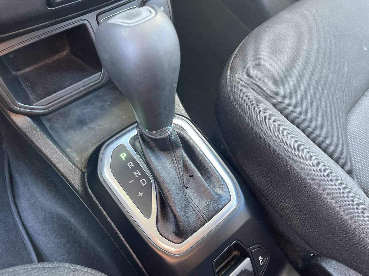 Used 2020 Jeep Renegade Sport FWD image 16