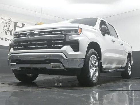 Used 2023 Chevrolet Silverado 1500 LTZ w/ LTZ Premium Package AWD/4WD image 4