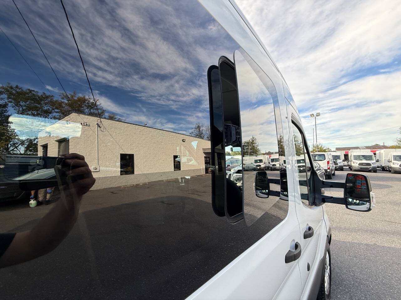 Used 2017 Ford Transit 350 XLT RWD image 37
