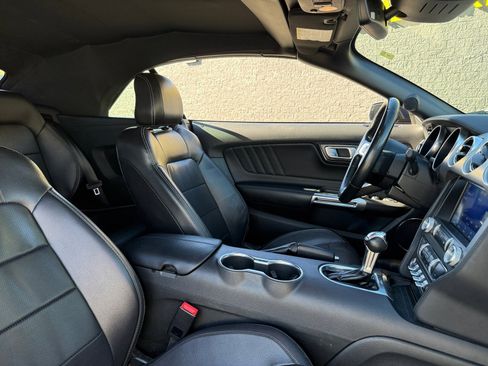 Used 2023 Ford Mustang Premium image 17