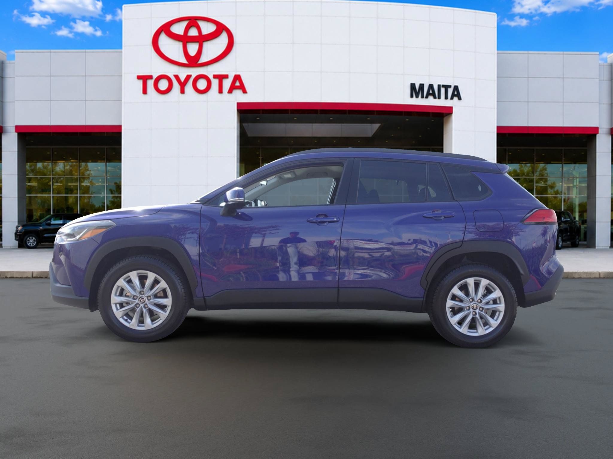 Used 2022 Toyota Corolla Cross LE AWD/4WD image 6