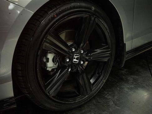 Used 2024 Honda Accord Sport image 3