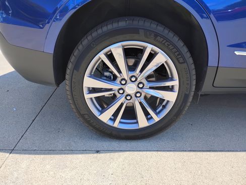 Used 2025 Cadillac XT5 Premium Luxury image 29