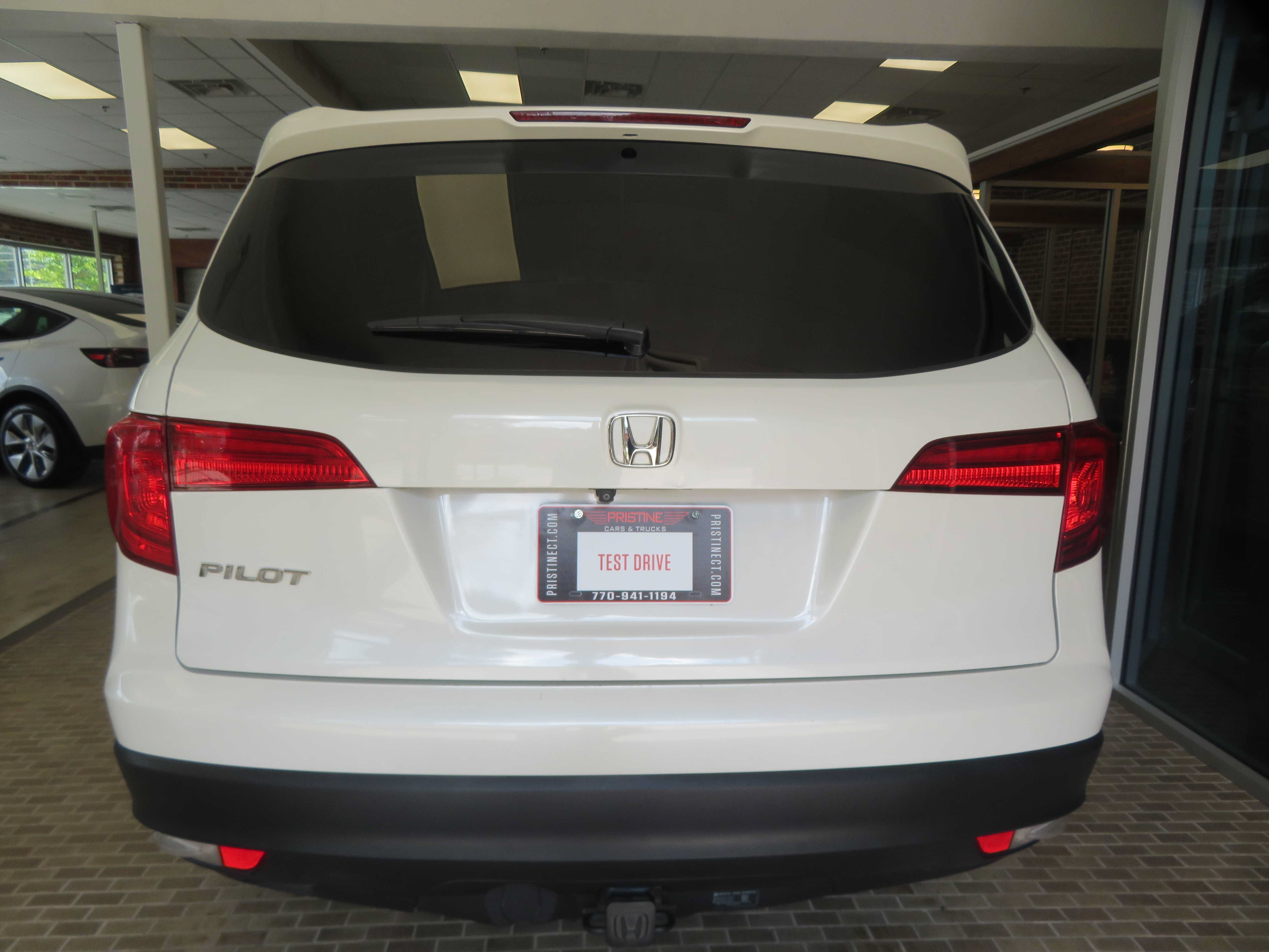 Used 2017 Honda Pilot EX-L image 5