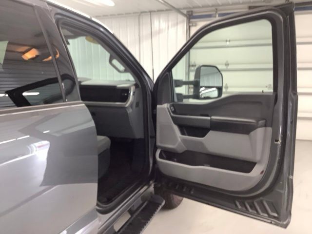 Used 2026 Ford F350 XLT AWD/4WD image 11