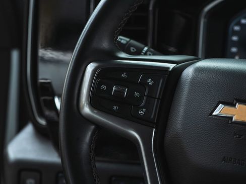 Used 2024 Chevrolet Silverado 2500 LTZ image 36