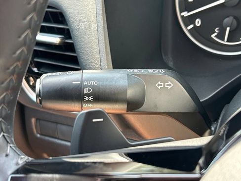 Certified 2023 Nissan Rogue SL FWD image 31