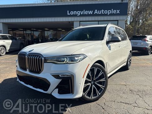 Used 2020 BMW X7 M50i w/ Dynamic Handling Package image 1