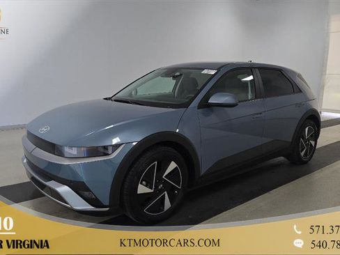 Used 2025 Hyundai Ioniq 5 SE image 1