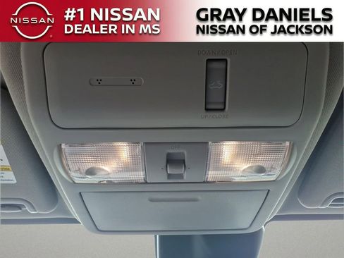 Certified 2024 Nissan Frontier SL w/ Technology Package RWD image 21