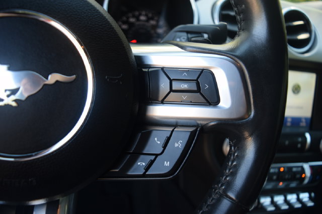 Used 2021 Ford Mustang Premium RWD image 5