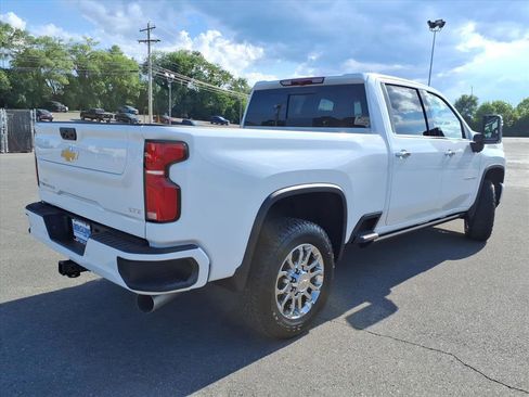New 2026 Chevrolet Silverado 2500 LTZ w/ Z71 Chrome Sport Edition AWD/4WD image 4
