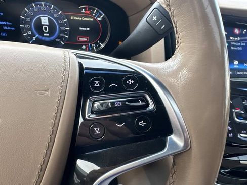 Used 2018 Cadillac Escalade Platinum image 24