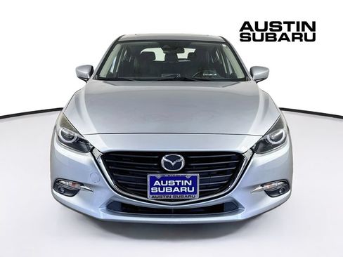 Used 2018 MAZDA MAZDA3 Grand Touring FWD image 2