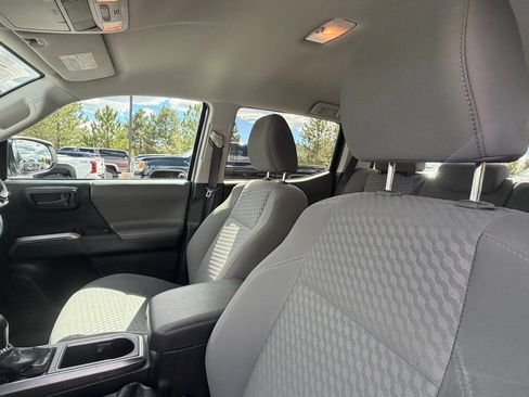 Used 2021 Toyota Tacoma SR5 AWD/4WD image 22