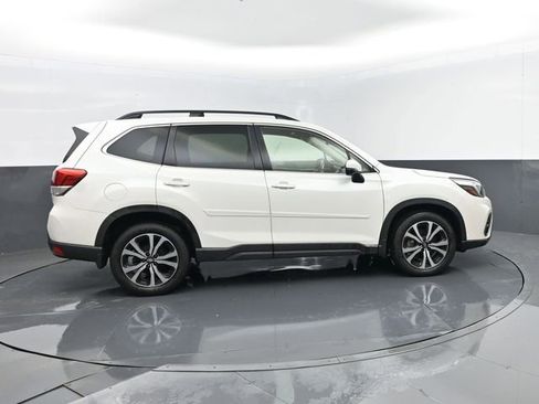 Used 2019 Subaru Forester Limited AWD/4WD image 4