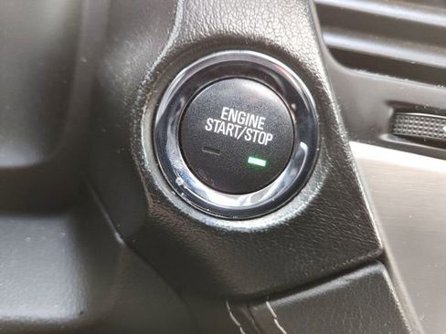 Used 2019 GMC Yukon XL Denali w/ Denali Ultimate Package image 16